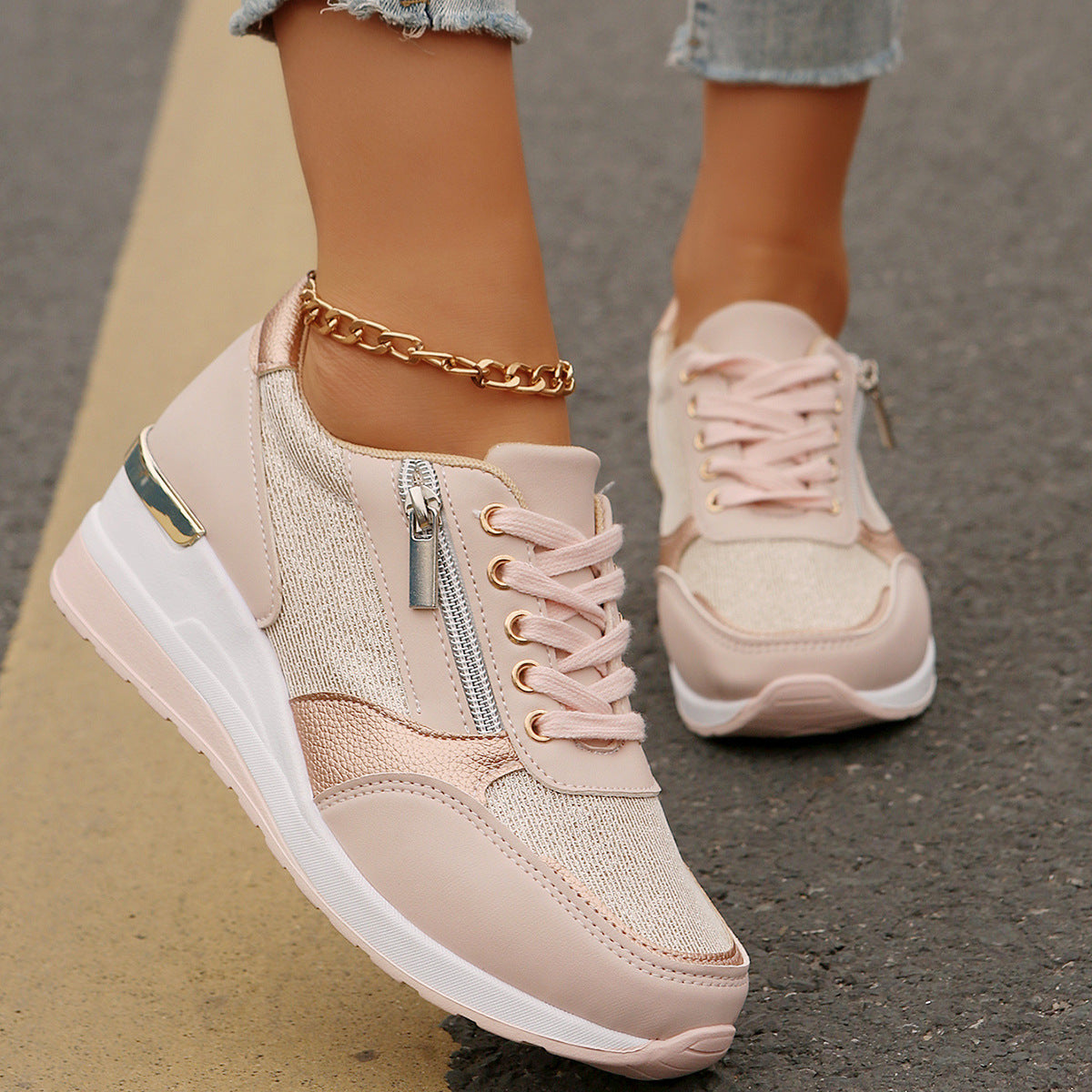 Isa | Fashionable Sneakers