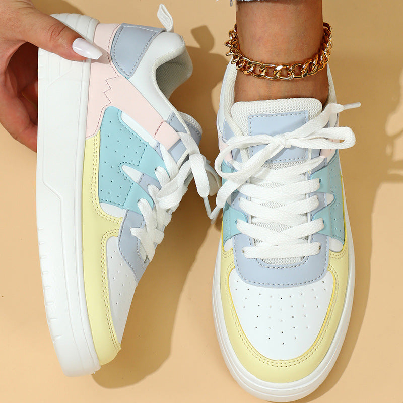Kiki | Trendy Sneakers