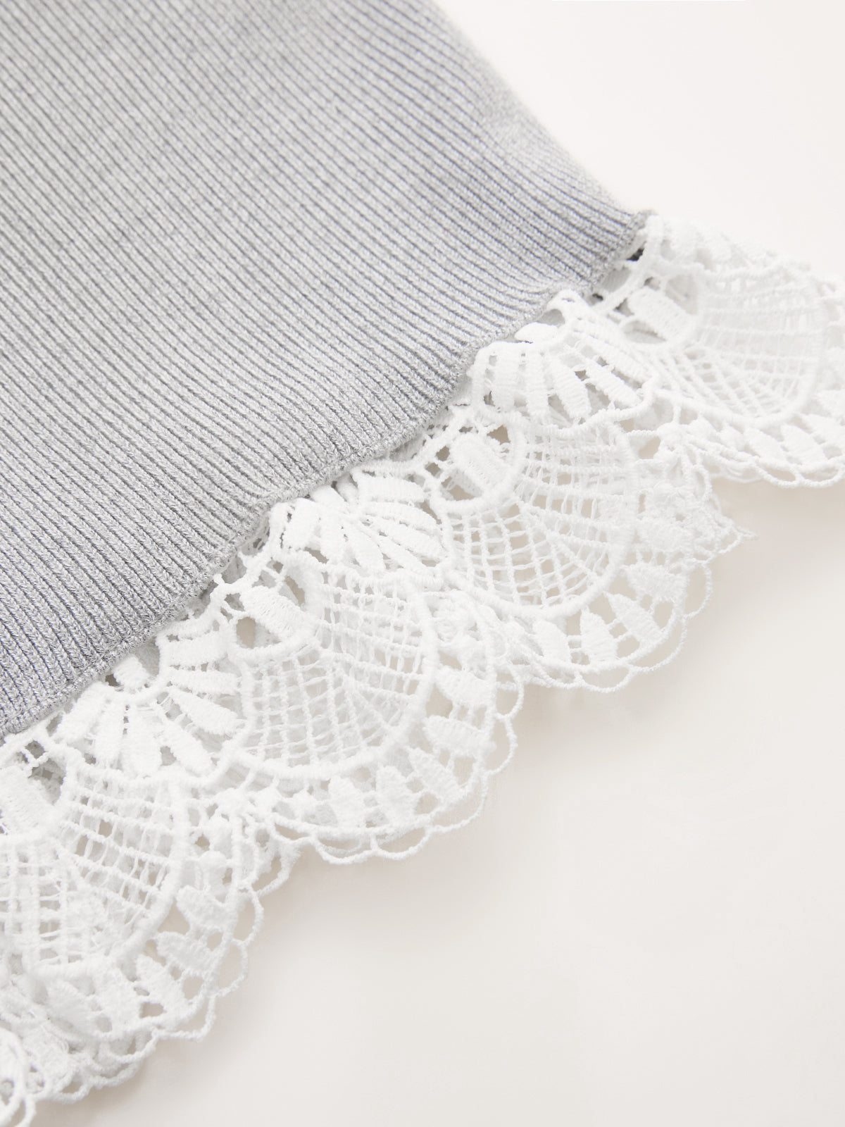 2 in 1 Collared Lace Hem Knit Vest